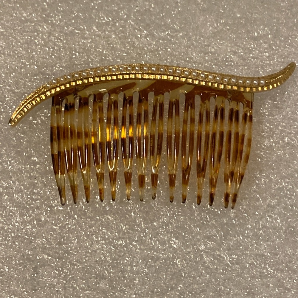 Vintage Gorgeous Hair Comb